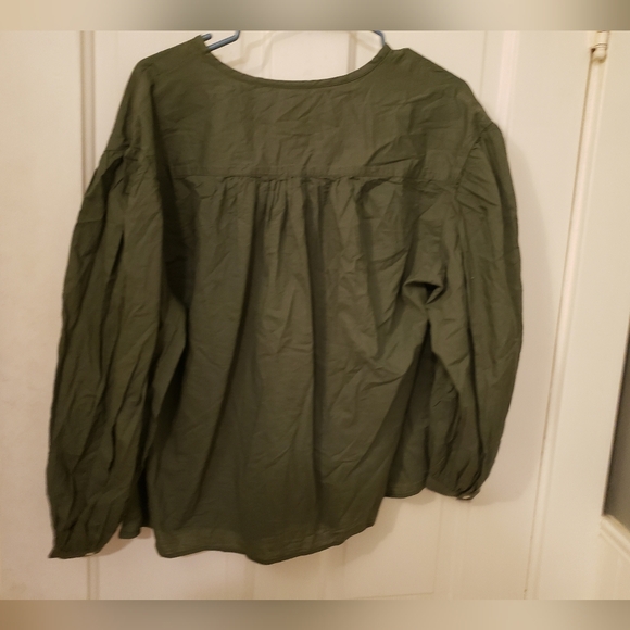 Universal Threads Olive Half Button Crepe Blouse - Picture 4 of 10